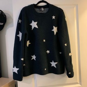 h&m size m sweater, worn once.